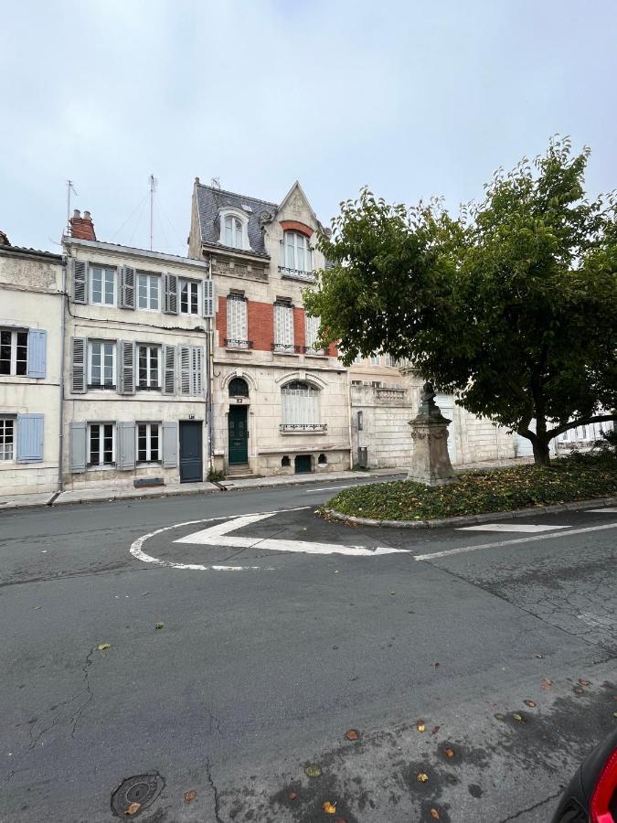 L'Appart Sur Jardin 42M2 Tres Calme La Rochelle  Luaran gambar